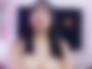 innocenthazel's Live Sex Cam Show