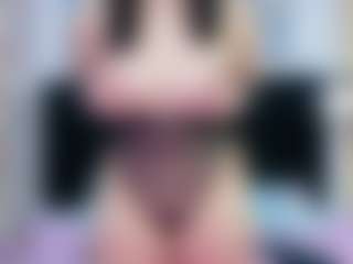 Live cam show with innocenthazel - Mature Young Adult on Latina Girls