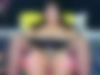 innocenthazel's Live Sex Cam Show