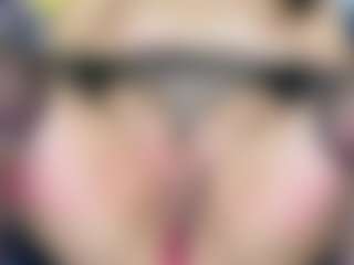 Live cam show with innocenthazel - Granny Latina on CamClone | colombia