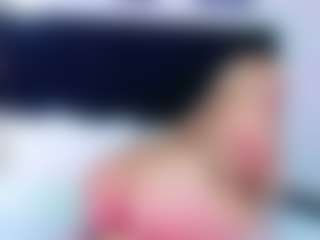 innocenthazel's Live Sex Cam Show