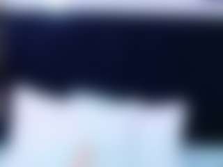 innocenthazel's Live Sex Cam Show