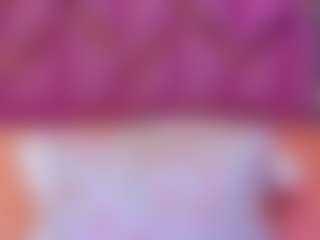 innocenthazel's Live Sex Cam Show