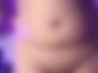 innocenthazel's Live Sex Cam Show
