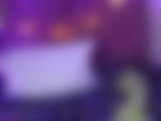 Live-Cam-Show mit innocenthazel - Brown Eyes Mature auf Camsoda