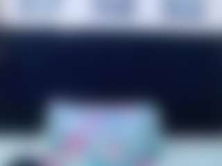 innocenthazel's Live Sex Cam Show