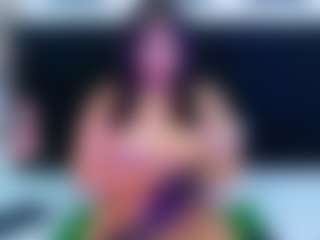 innocenthazel's Live Sex Cam Show