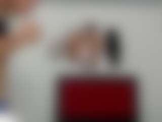 Live cam show with Akemy - Small Tits on AdultVida.com