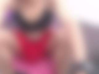 Live cam show with Akemy - Brown Eyes on Streamer API