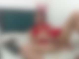 Live cam show with Akemy - Smoking on Camsoda
