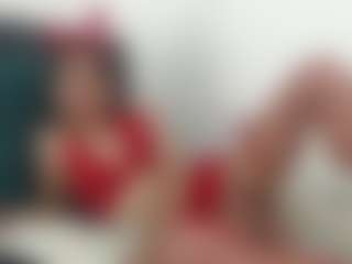 Live cam show with Akemy - Orgasm on madthumbs