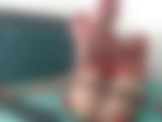 Live cam show with Akemy - White on madthumbs | colombia