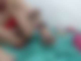 Live cam show with Akemy - Tease on Camsoda