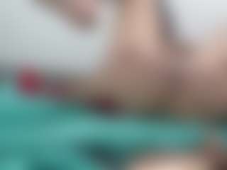 Live cam show with Akemy - Gape on madthumbs