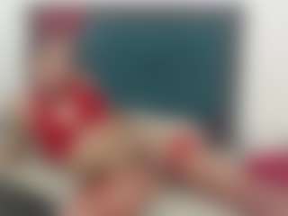 Live cam show with Akemy - Black Hair on Camsoda