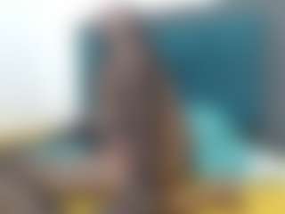 Live cam show with Akemy - White on Hubzter Live | colombia