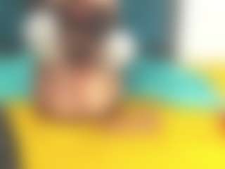 Live cam show with Akemy - White on Uber Horny | colombia