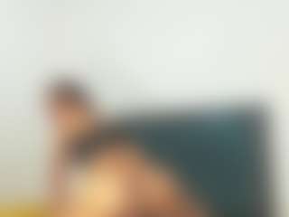 Live cam show with Akemy - Brown Eyes on Camsoda