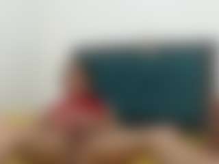 Live cam show with Akemy - Lean on live18s.com