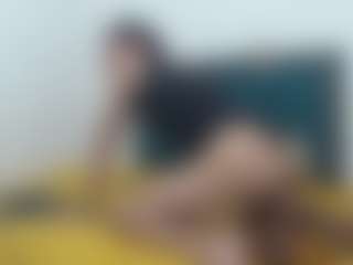 Spettacolo in cam dal vivo con Akemy - Tease su Camsoda
