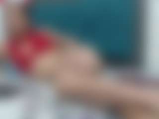Live cam show with Akemy - Brown Eyes on Camsoda