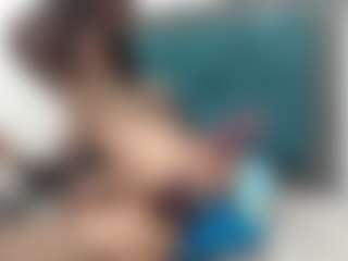 Live cam show with Akemy - Smoking on Camsoda