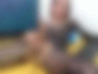 Live cam show with Akemy - White on Camsoda | colombia