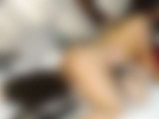 Live cam show with Nina-Passionf - Drinking on SquirtSoMuch