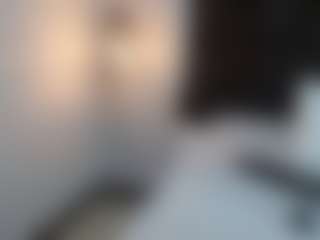 Live cam show with Nina-Passionf - Small Tits on Soda Cam