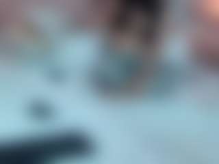 Live-Cam-Show mit Nina-Passionf - Strip auf Camsoda