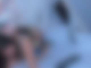 Live-camshow met Nina-Passionf - Strip op Camsoda