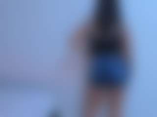 Live cam show with Nina-Passionf - Smoking on Big Tits