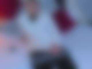 Spettacolo in cam dal vivo con Nina-Passionf - Erotic Dance su Camsoda