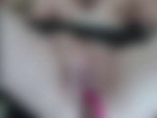 Live cam show with PAULASMALLTITS - Brown Hair on iamadamtest123.com