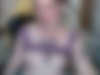 PAULASMALLTITS's Live Sex Cam Show