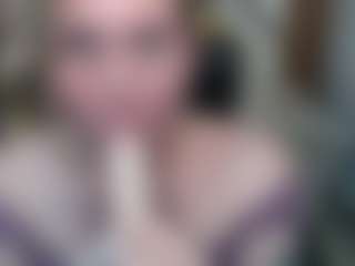 PAULASMALLTITS's Live Sex Cam Show