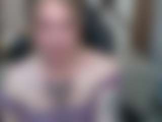 PAULASMALLTITS's Live Sex Cam Show