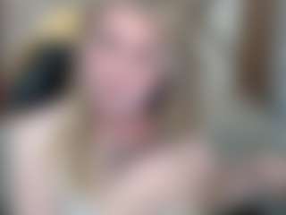 PAULASMALLTITS's Live Sex Cam Show