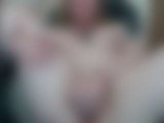 PAULASMALLTITS's Live Sex Cam Show