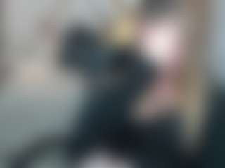 PAULASMALLTITS's Live Sex Cam Show