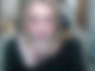 PAULASMALLTITS's Live Sex Cam Show