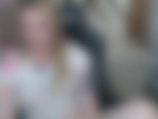 PAULASMALLTITS's Live Sex Cam Show