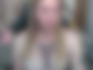 PAULASMALLTITS's Live Sex Cam Show