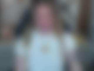 PAULASMALLTITS's Live Sex Cam Show