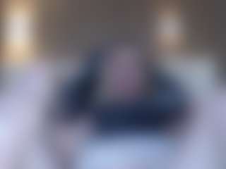 PAULASMALLTITS's Live Sex Cam Show