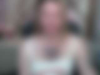 PAULASMALLTITS's Live Sex Cam Show