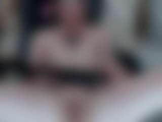 PAULASMALLTITS's Live Sex Cam Show