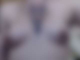 PAULASMALLTITS's Live Sex Cam Show