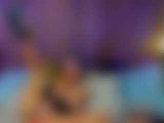 Live cam show with SashaSkyX - Moaning on Camsoda