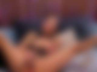 Live cam show with SashaSkyX - Green Eyes on madthumbs
